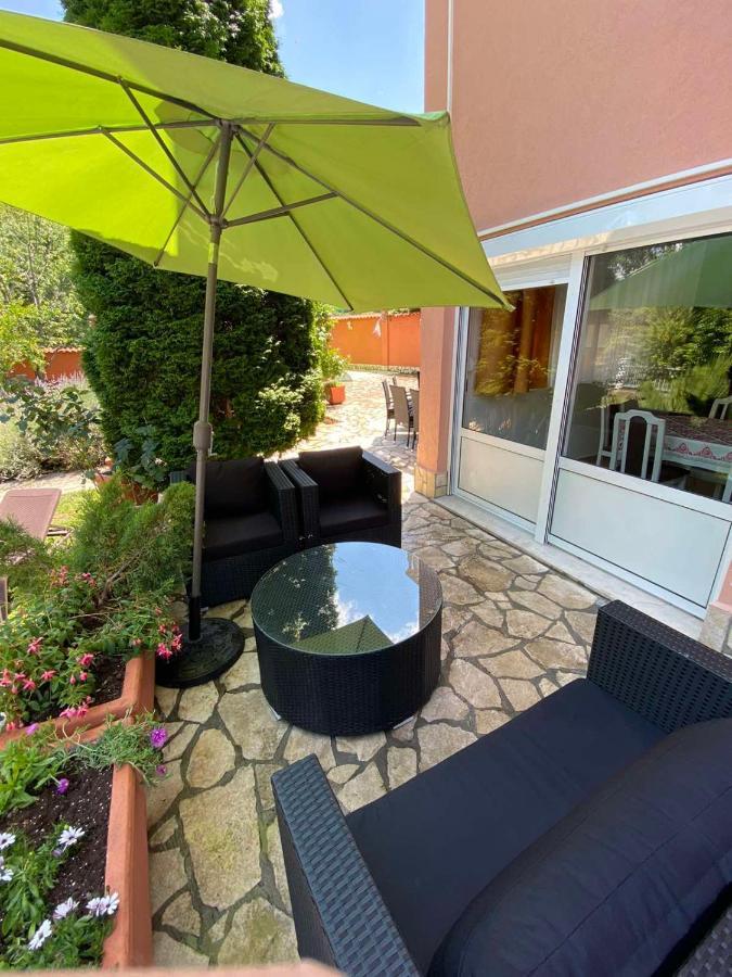 Private Riverside Villa Silvia Mostar Exterior foto