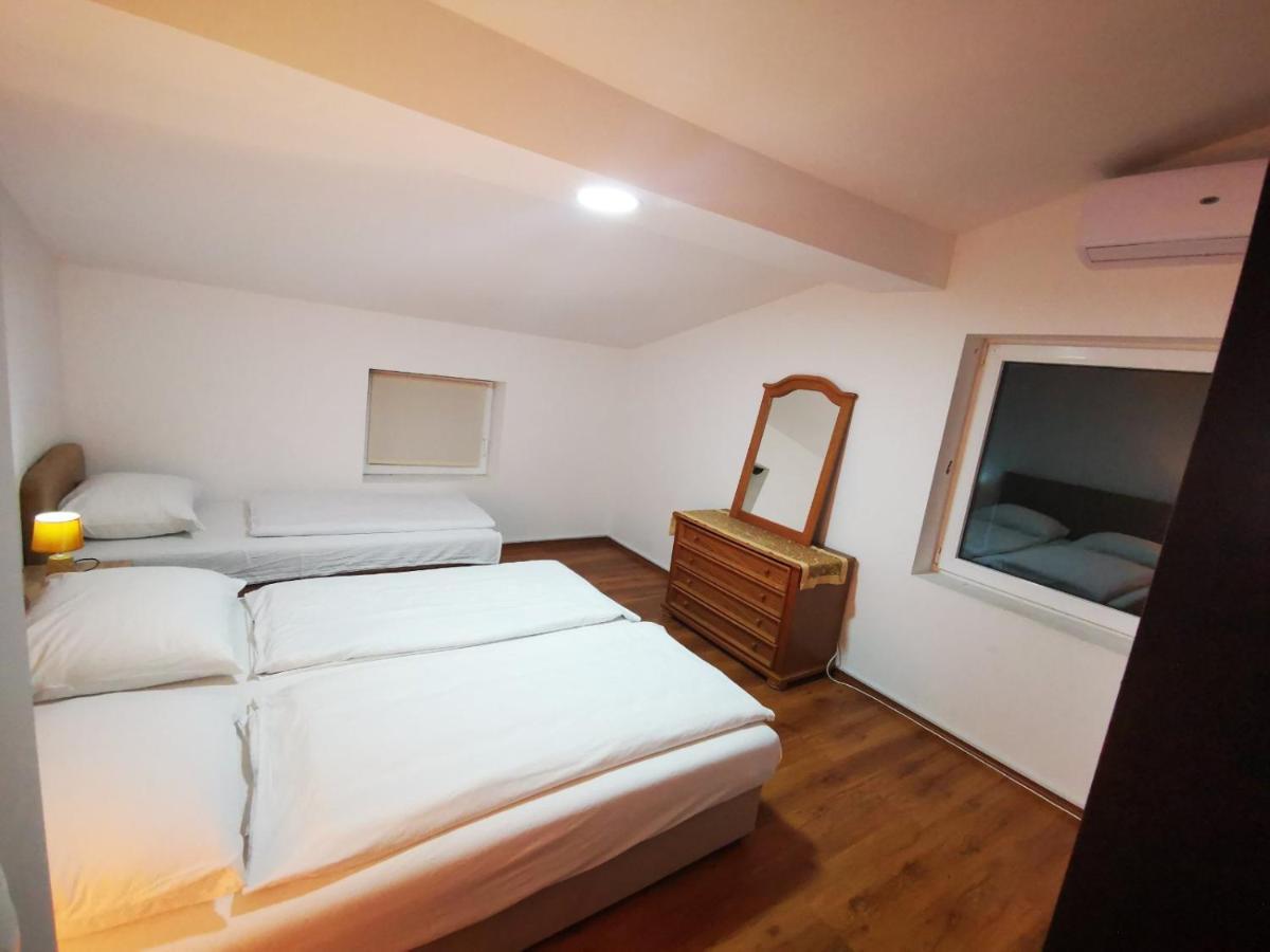 Private Riverside Villa Silvia Mostar Exterior foto